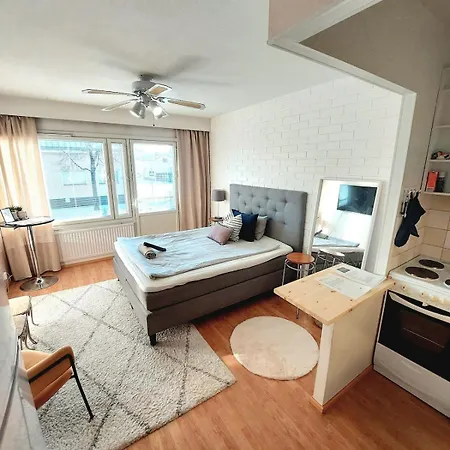 公寓 Cozy Studio, Great Location, Wifi & Parking