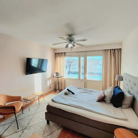 Cozy Studio, Free Parking, Near Center, Wifi, Smart Tv * Pori