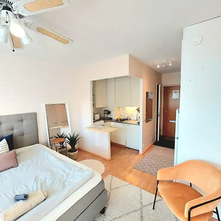 Cozy Studio, Free Parking, Near Center, Wifi, Smart Tv Apartamento Pori