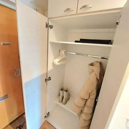 Apartament Cozy Studio, Great Location, Wifi&parking Pori