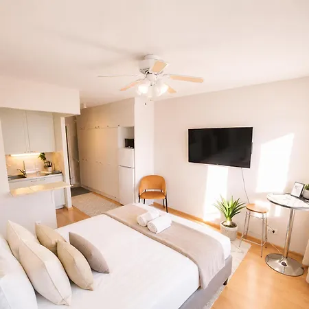 Cozy Studio, Free Parking, Near Center, Wifi, Smart Tv