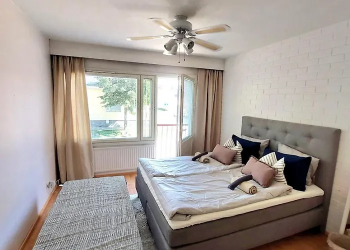 Cozy Studio, Free Parking, Near Center, Wifi, Smart Tv * Pori